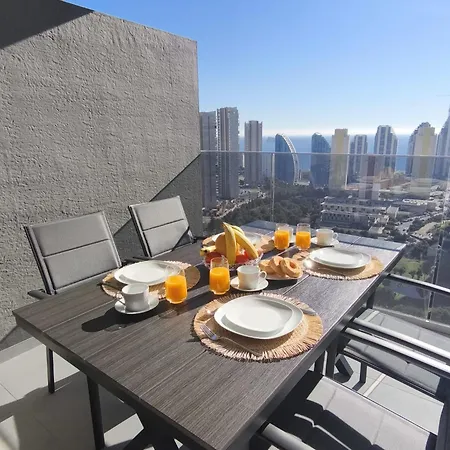 Eagle Tower By Luxury בנידורם